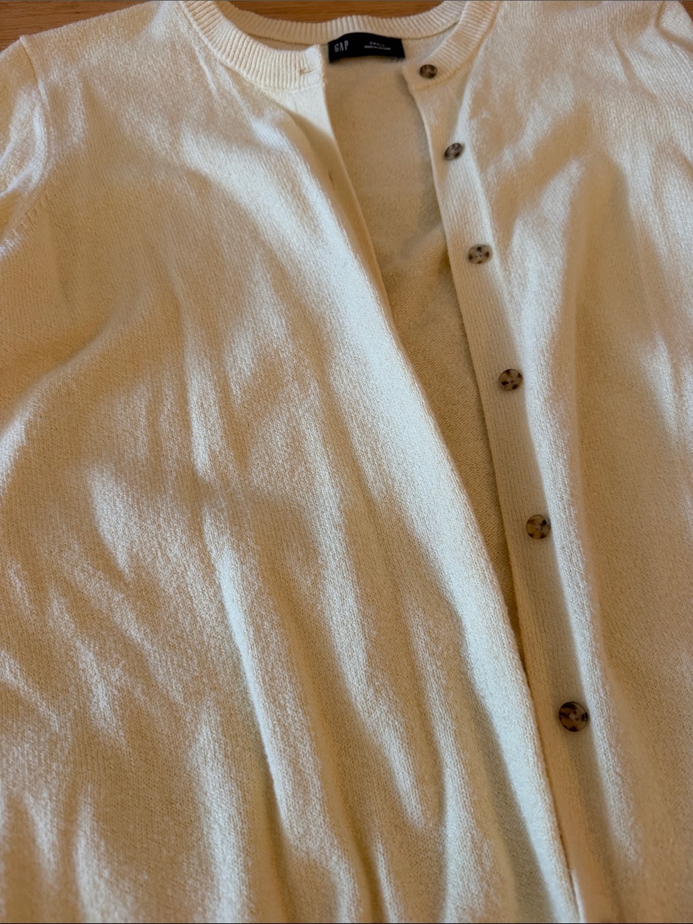 GAP Women's Butter Yellow Button-Up Crewneck Cardigan Sweater - Picture 2 of 6